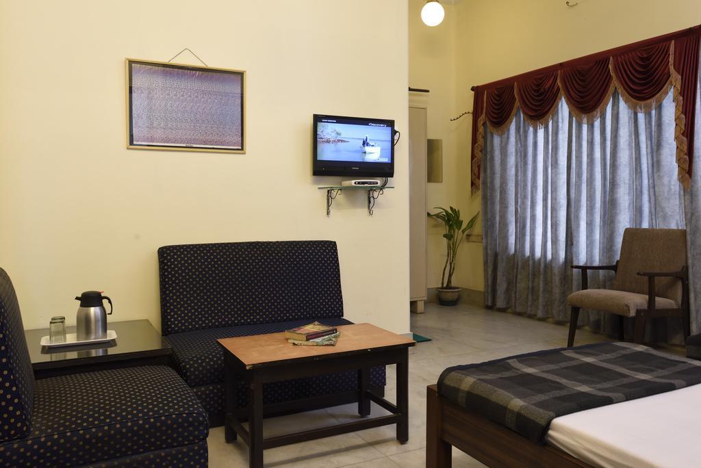 Hotel Esplanade Chambers Καλκούτα Εξωτερικό φωτογραφία