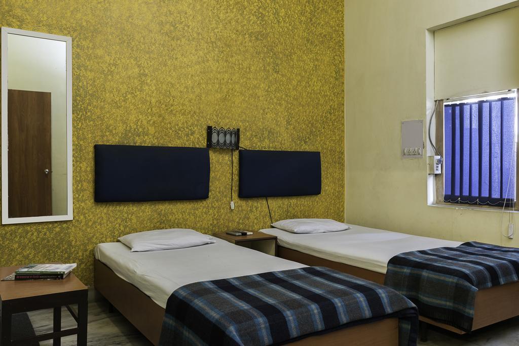 Hotel Esplanade Chambers Καλκούτα Εξωτερικό φωτογραφία