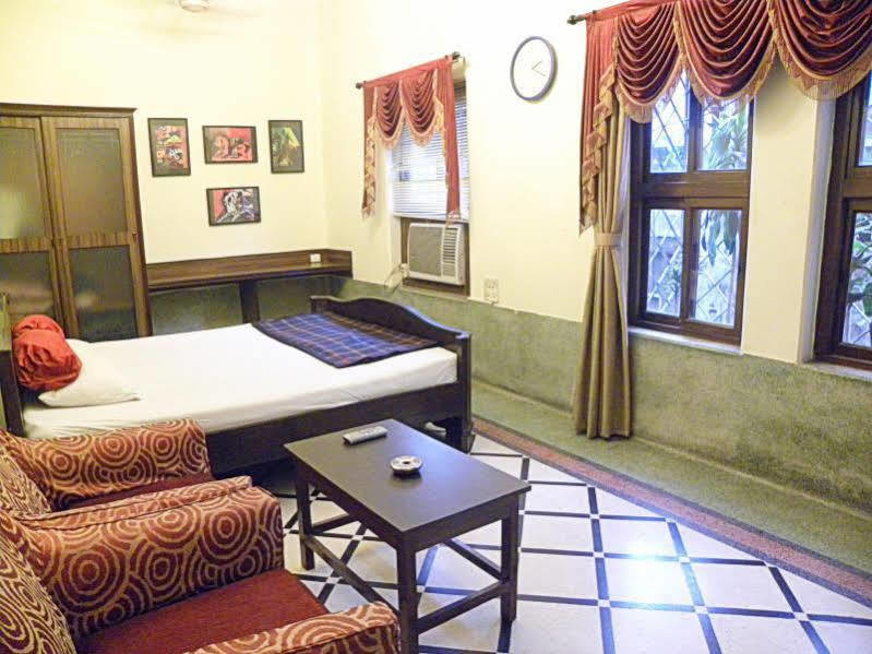 Hotel Esplanade Chambers Καλκούτα Εξωτερικό φωτογραφία